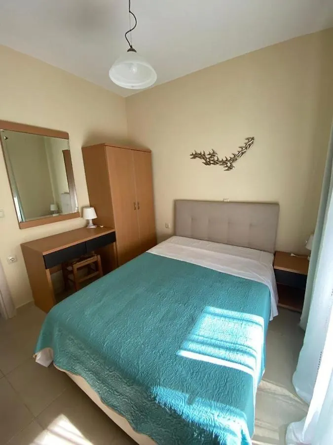 Athinaios Porto Klisouri Villa إيريسوس
